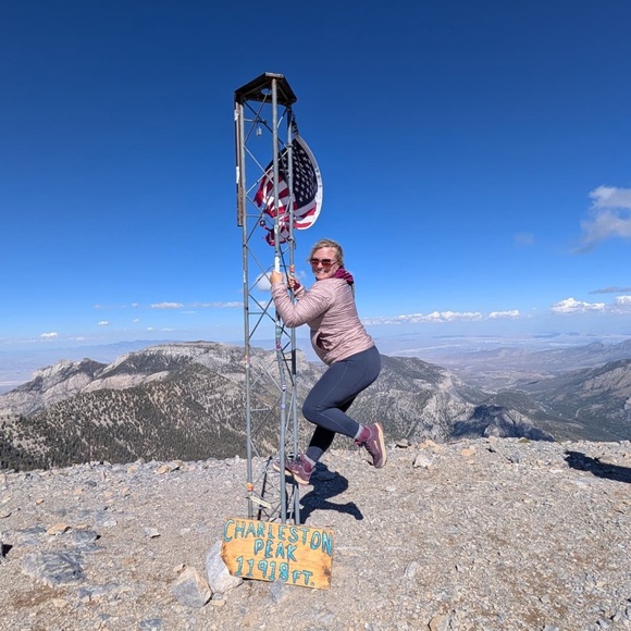 Meet your Posher, Taylor - Picture 1 of 1